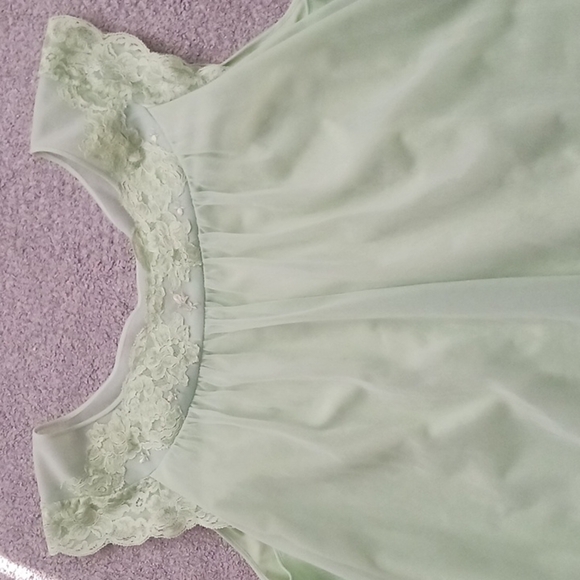 Vintage ShadowLine Lime Green Midi Nightgown - Picture 1 of 12